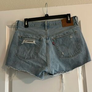 LEVI’s 501 jean shorts